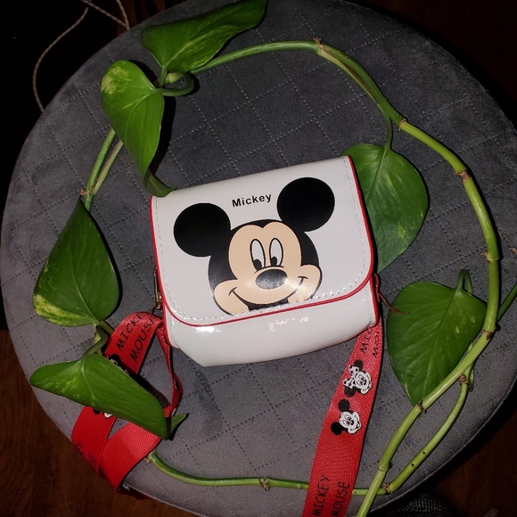Mickey Mouse Crossbody Faux Leather Purse - Picture 7 of 7